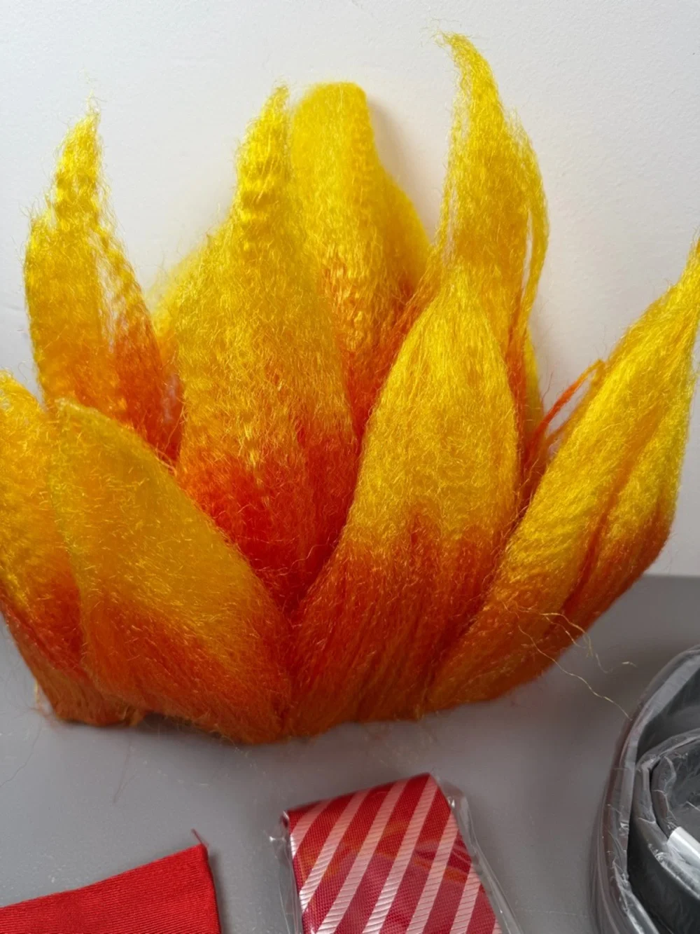 Disney Pixar Inside Out Anger Costume New - Picture 2 of 7